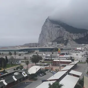 Cosy Flat For Comfy - Gib Rock View 3 , La Línea de la Concepción España